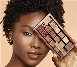 Best eyeshadow palettes in 2021 for all eye colors - TODAY Maybelline Palette, Makeup Over 50, Best Eyeshadow Palette, Skin Undertones, Best Eyeshadow, Nude Eyeshadow, How To Apply Eyeshadow, Eyeshadow Pallets, Perfect Eyes