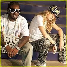 Mrs. Stembrarian: Rap as Poetry - T Swizzle, T Pain save the day! Thug Story, T Swizzle, Duo Costumes, Taylor Swift Tour Outfits, Swift Facts, Swift Tour, Taylor Swift Quotes, Taylor Swift Pictures, Thug Life