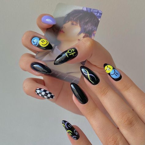 Pop Nails, K Pop Nails, Idol Nails, Uñas Aesthetic, Kids Nails, Kids Nail Designs, Nail Art For Kids, Korean Nail Art, Fake Nails Designs