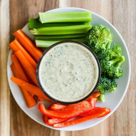 Greek Yogurt Dill Dip, Yogurt Dill Dip, Low Fat High Protein, Blood Sugar Balance, Dill Dip, Healthy Dips, Veggie Dip, Chopped Carrots, Dressing Recipes