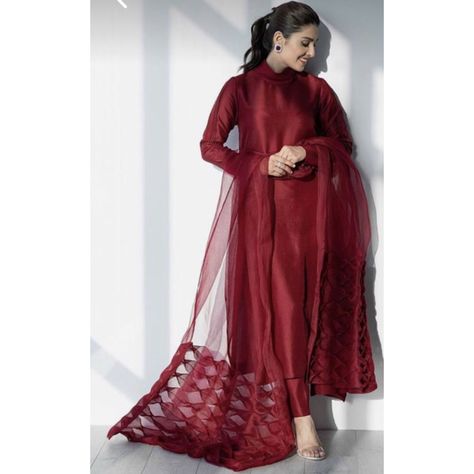 Pure raw silk shirt and trouser stitched with organza Pleated dupatta ❤️ Colour and size can be changed! Indian Designer Suits, Pakistani Dresses Casual, Ayeza Khan, Pakistani Fashion Party Wear, Beautiful Pakistani Dresses, Salwar Kamiz, Simple Pakistani Dresses, Designer Party Wear Dresses, Red Dresses