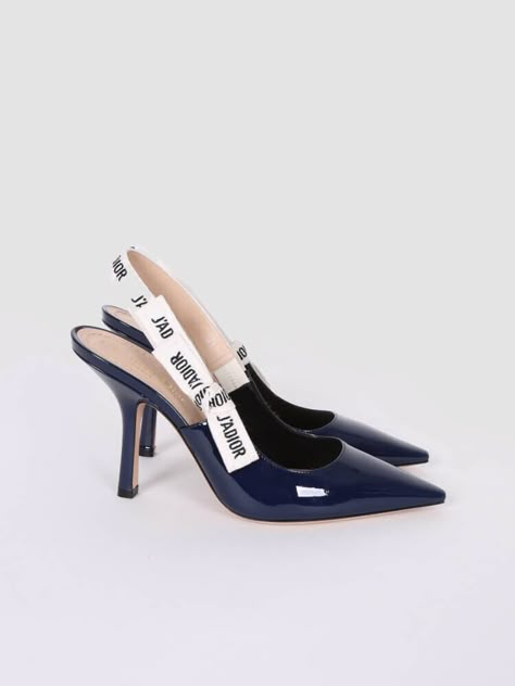 Christian Dior J'Adior Slingback Pump in Navy Patent LeatherHeels height in cm: 10Color: blue Blue Heels Designer, Blue Dior Shoes, Christian Dior Heels, Dior Slingback, Heels Dior, Navy Blue Accessories, Elegant Shoes Heels, Dior Shoes Heels, Dior Heels