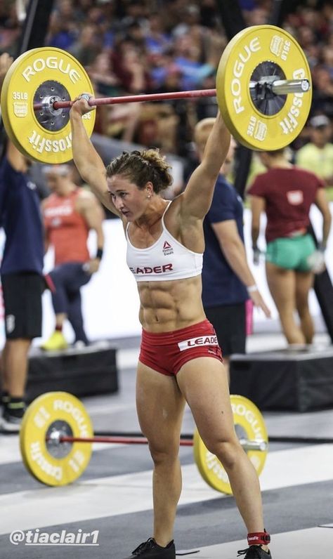 https://www.smore.com/4kr0n Body Building Women Photography, Tia Clair Toomey, Female Crossfit Athletes, Crossfit Photography, Crossfit Women, Crossfit Girls, Fitness Motivation Pictures, Crossfit Athletes, Crossfit Workouts