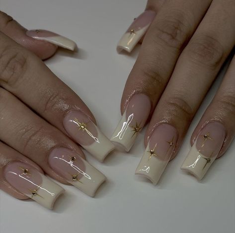 Bday Nails, Girly Acrylic, Guitar Playing, Simple Acrylic Nails, Classy Acrylic Nails, Soft Nails, Square Acrylic Nails, Prom Nails, Manicure Y Pedicure