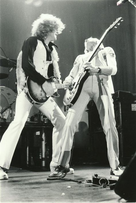 Ian Hunter, Mott The Hoople, Mick Ronson, Platinum Hair, On Stage, Guitarist, Photo Gallery