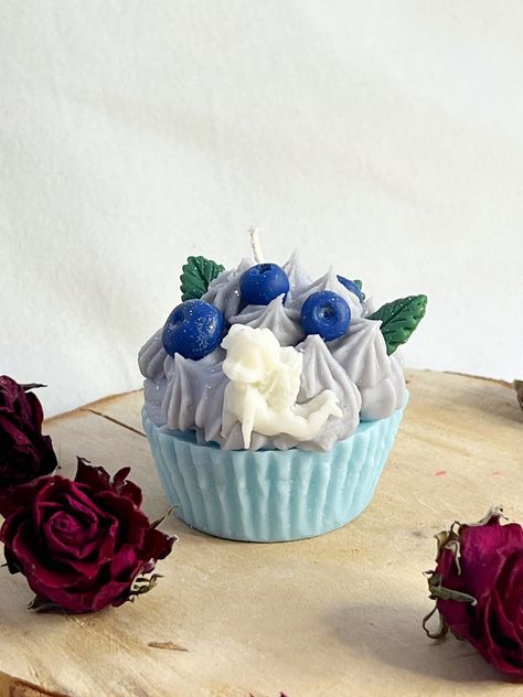 Bougie Cupcake, Desert Candle, Blue Candle, Blue Cupcakes, Dessert Candles, Candles Scented, Food Candles, Blue Candles, 50 Plus