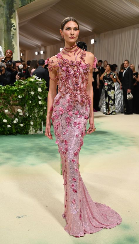 Karlie Kloss Wore a Dress Covered in 240,500 Crystals to the 2024 Met Gala Swarovski Dress, Worst Outfits, Met Gala Dresses, Blossom Season, Cherry Blossom Season, Net Dress, Karlie Kloss, Costume Institute, Figure Skating Dresses