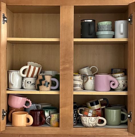 Mug Cupboard, Mug Cabinet, Mug Collection, College House, Just Pretend, Minimalist Room, Pottery Classes, Coffee And Books, Sweet Life