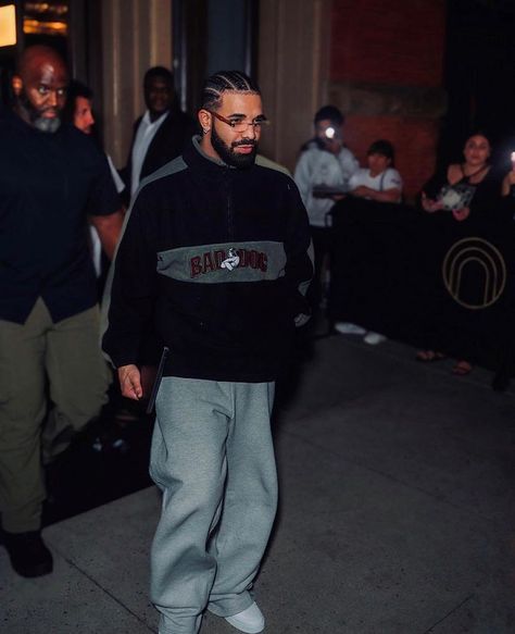 Drake Outfit, Drake Fashion, Drake Clothing, Yeezy Fashion, Drippy Outfit, Drip Outfit Men, Oversized Outfit, Street Fashion Men Streetwear, Guys Clothing Styles