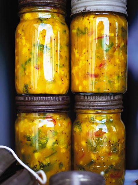 Piccalilli Afrikaans Recipes, Piccalilli Recipes, Vegetables Recipes, Jamie Oliver Recipes, Chutney Recipes, Pickling Recipes, Jamie Oliver, Fermented Foods, Canning Recipes