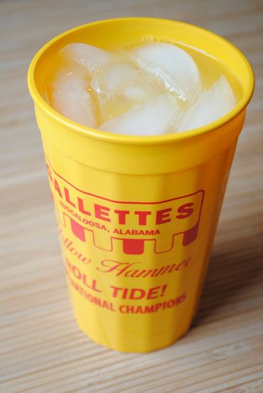 Yellow Hammer Rammer Jammer, Malibu Rum, Sweet Home Alabama, Football Food, Championship Game, Dunkin Donuts Coffee Cup, National Championship, Om Nom, Cocktail Drinks