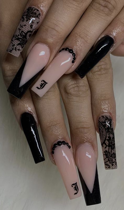 Letter Initial Nail Ideas, Long Nails With Initials, Nails With Z Initial, Hidden Initial Nails, J Nail Design, Letter J Nails, Nails With R Initial, Nails With A J Initial, Black Nails With Initial