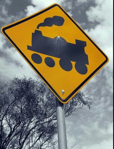 Choo choo crossing Railroad Crossing Signs, Train Carriage, Planes Trains Automobiles, Train Decor, Train Posters, Choo Choo Train, Rail Transport, Traffic Lights, Unfortunate Events