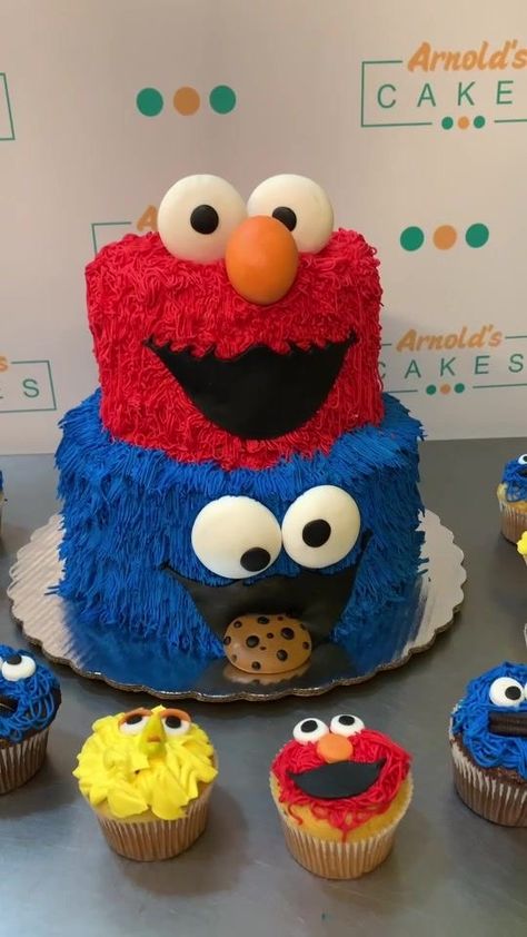 Sesame Street Birthday Party Ideas Boy, Sesame Street Birthday Cakes, Elmo Birthday Party Boy, Elmo Birthday Cake, Sesame Street Cupcakes, Cookie Monster Birthday Party, Sesame Street Birthday Party Ideas, Sesame Street Cake, Cookie Monster Cake