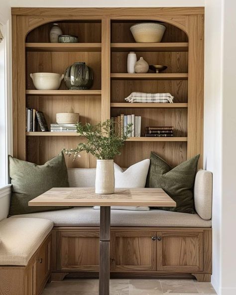 Kitchen Booths, Kitchen Bookshelf, Alcove Shelving, Dining Corner, Banquette Seating In Kitchen, Jade Design, Built In Banquette, Kitchen Breakfast Nooks, Corner Seating