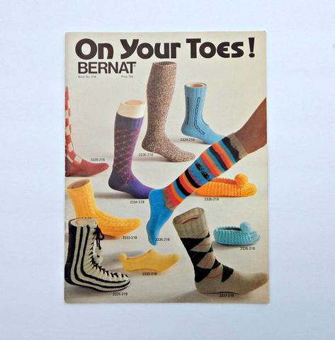 Vintage Bernat knitting and crochet pattern booklet titled On You Toes which includes patterns for socks and slippers for unisex adults and children.  This fully illustrated book number 218 was copyright in 1975 by Eleanor Bernat.  This 21 page has 17 patterns including toe finger, argyle, Irish knit, Eskimo lace up slipper, and even a pair of Santa socks.   Please take a look at all photos posted for the best description; and feel free to message with questions.There are no missing pages, writi Sock Recipe, Knitted Slippers Pattern, Socks Knitting, Socks Packaging, Vintage Socks, Santa Socks, Pattern Knitting, Sock Knitting Patterns, Slippers Pattern