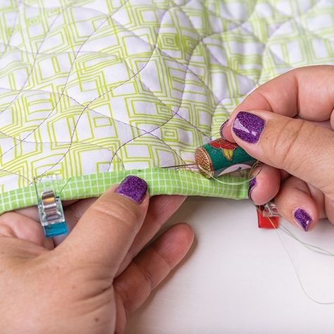 Hand Binding A Quilt, Sewing Quilt Binding By Hand, How To Hand Bind A Quilt, Hand Sewn Quilt Binding, How To Hand Sew Quilt Binding, Hand Stitch Quilt Binding, Hand Sewing Quilt Binding, Hand Stitching Binding On Quilt, How To Hand Stitch Quilt Binding