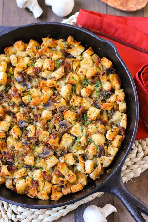 Discover the perfect side dish for your Thanksgiving dinner - mushroom sausage stuffing, made with sourdough bread. Mushroom Sourdough, Sourdough Thanksgiving, Sourdough Stuffing Recipe, Stuffing Recipes Thanksgiving, Ideas For Side Dishes, Sausage Dressing, Sourdough Stuffing, Mushroom Sausage, Sausage Mushroom