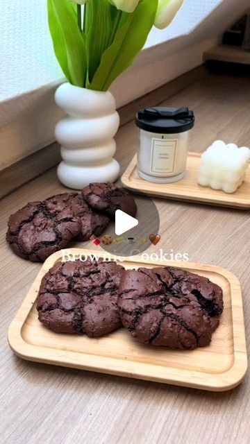 Cooking recipies on Instagram: "Brownie cookies recipe ✨ Save and Follow for more!

From @sevilays_world 

Ingredients_16 cookies 
▢8 oz semisweet or dark chocolate bars chopped
▢¼ cup (57 g) unsalted butter cut into pieces
▢⅔ cup (133 g) granulated sugar
▢⅓ cup (66 g) light brown sugar firmly packed
▢2 large eggs room temperature
▢1 teaspoon vanilla extract
▢¼ teaspoon table salt
▢⅓ cup (41 g) all-purpose flour
▢¼ cup (25 g) natural cocoa powder
▢¼ teaspoon baking powder
▢½ cup (95 g) mini chocolate chips

Instructions
Combine chopped chocolate and butter in a medium-sized microwave-safe bowl and heat in 25-second intervals, stirring in between, until completely melted (alternatively, melt chocolate and butter over a double boiler). Set aside.
In a separate, large mixing bowl, combine sug Space Cookies, Cookie Brownie Recipe, Weight Watchers Desserts, Dark Chocolate Bar, Table Salt, Double Boiler, Soft Cookie, Brownie Cookies, Chocolate Bars