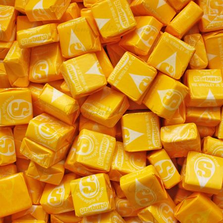 Pineapple Punch Starburst....so, so, so delicious. Why can't all candy be this perfect? #Starburst #Pineapple #Candy Yellow Stuff, Colour Aesthetic, App Ikon, Yellow Aesthetic Pastel, Hufflepuff Aesthetic, Yellow Candy, Aesthetic Yellow, Yellow Theme, Color Vibe