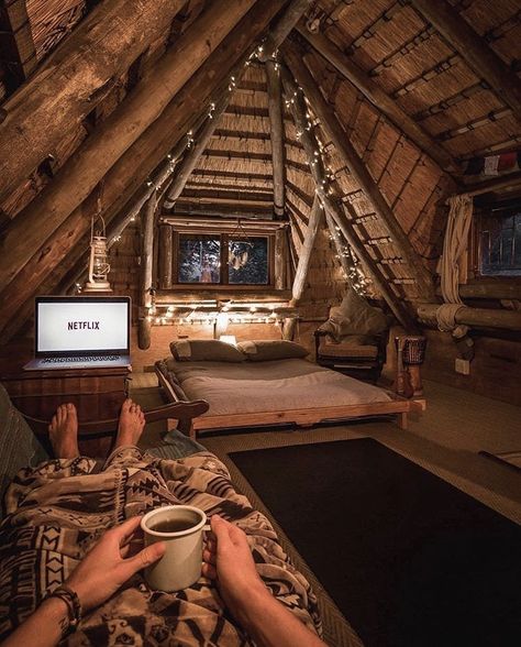 Rustic Home Interiors, Attic Rooms, Cozy Room Decor, Aesthetic Rooms, Cabin Life, Cabin In The Woods, Cozy Cabin, Cabins In The Woods, Cabin Homes