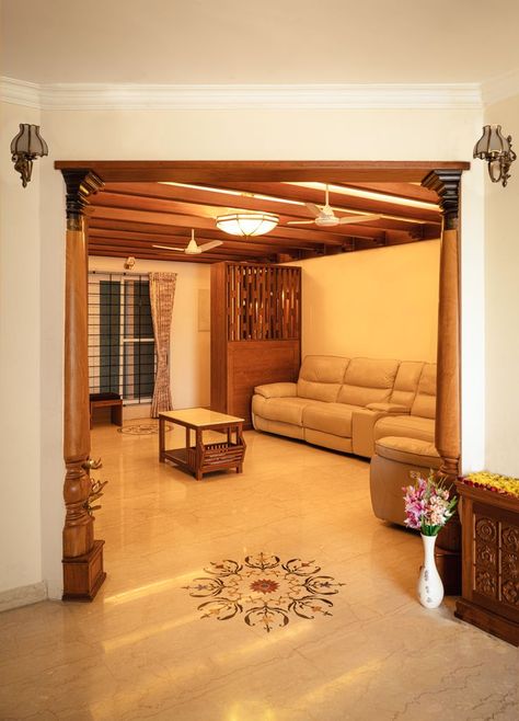 traditional Chettinad architecture in a contemporary context Wooden Pillars Design, Chettinad House Interiors, Chettinad House, Wooden Pillars, Indian House Plans, India Home Decor, Wooden Front Door Design, Indian Home Design, Indian Home Interior