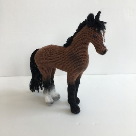 Crochet amigurumi horse  @nathalies_dolls Crochet Unicorn Pattern, Diy Crafts Crochet, Advanced Crochet, Crochet Dog Patterns, Crochet Horse, Crochet Animals Free Patterns, Crochet Unicorn, Horse Pattern, Crochet Dog