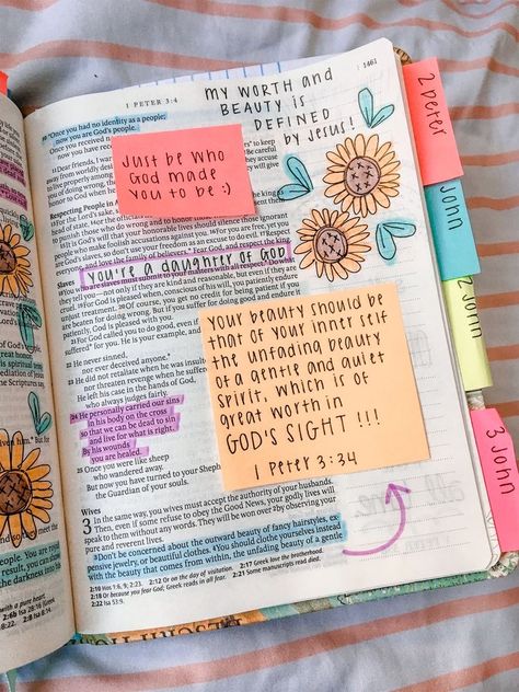 Bible Journaling Ideas Drawings, Bible Journal Notes, Bible Doodling, Inspire Bible Journaling, Bible Study Notebook, Christian Bible Study, Bible Study Lessons, Bible Study Verses, Bible Study Journal