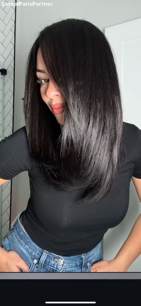 Mid Length Black Hair Straight, Mid Back Haircut Straight, No Layers Haircut Medium, Layered Hair Back View, Mid Length Black Hair, Black Shoulder Length Hair, Black Medium Hair, Black Hair Caramel Highlights, Fav Hairstyles