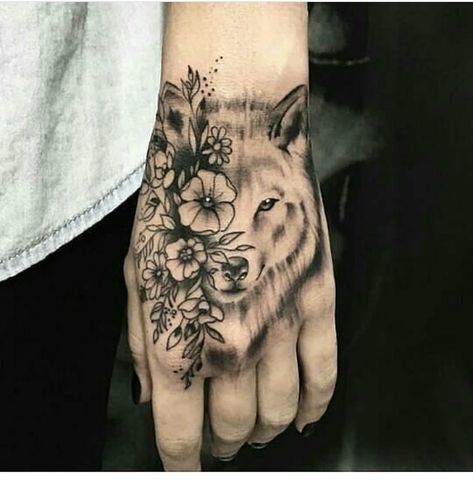 Top Of Hand Tattoos For Women Simple, Wolf Tattoos For Women, Full Hand Tattoo, Beautiful Wolf, Tier Tattoo, Rose Hand Tattoo, Nurse Tattoo, Hand And Finger Tattoos, Pretty Hand Tattoos