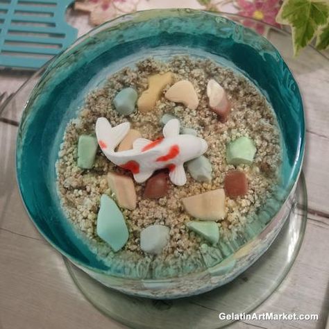 Koi Fish Bowl, How To Make Gelatin, How To Make Sand, Gelatin Art, Ocean Cakes, Jelly Desserts, Jello Cake, Gelatin Recipes, Jelly Cake