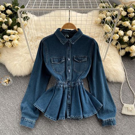 Denim Clothes, Blouse Casual Fashion, Ruffle Jacket, Early Spring Outfits, Blue Denim Jacket, Jacket Long, Current Fashion Trends, Denim Coat Jacket, Abayas Fashion