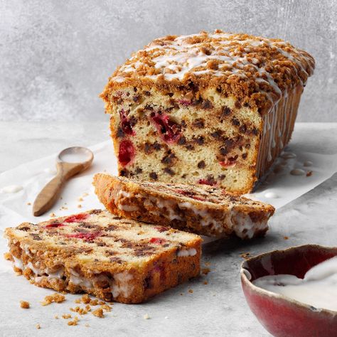 Chocolate Chip Dip, Cranberry Bread Recipes, A Loaf Of Bread, Holiday Bread, Pumpkin Cranberry, Cranberry Bread, Swirled Bread, Fruit Bread, Loaf Of Bread