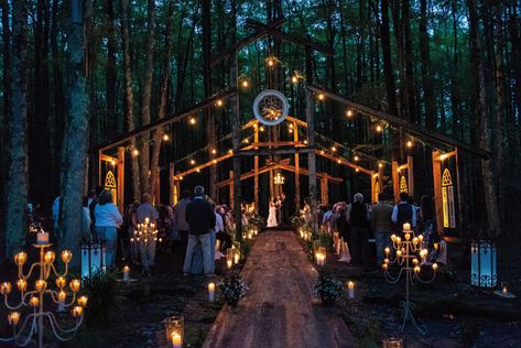 West Virginia Wedding Venues, Dress Boutiques, West Virginia Wedding, Dream Wedding Reception, Magazine Editor, Virginia Wedding Venues, Wedding Dress Boutiques, Flickering Candles, Rustic Country Wedding