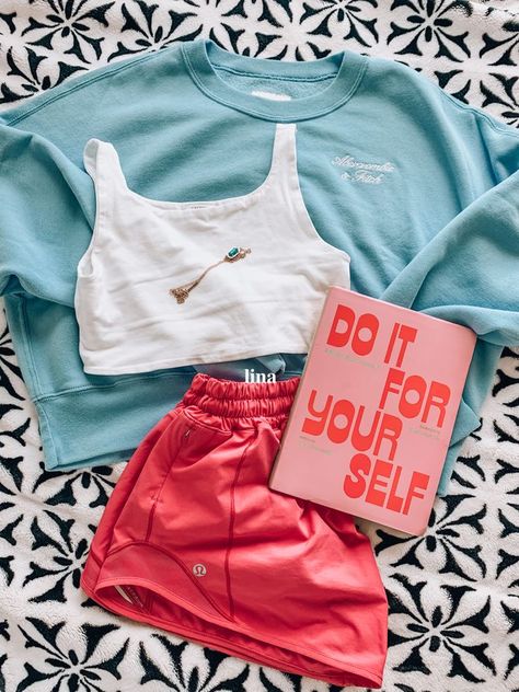 Preppy Girl Outfits, Lulu Outfits, Preppy Accessories, Preppy Inspiration, Lululemon Outfits, Preppy Summer Outfits, Preppy Girl, Casual Preppy Outfits, Trendy Outfits For Teens