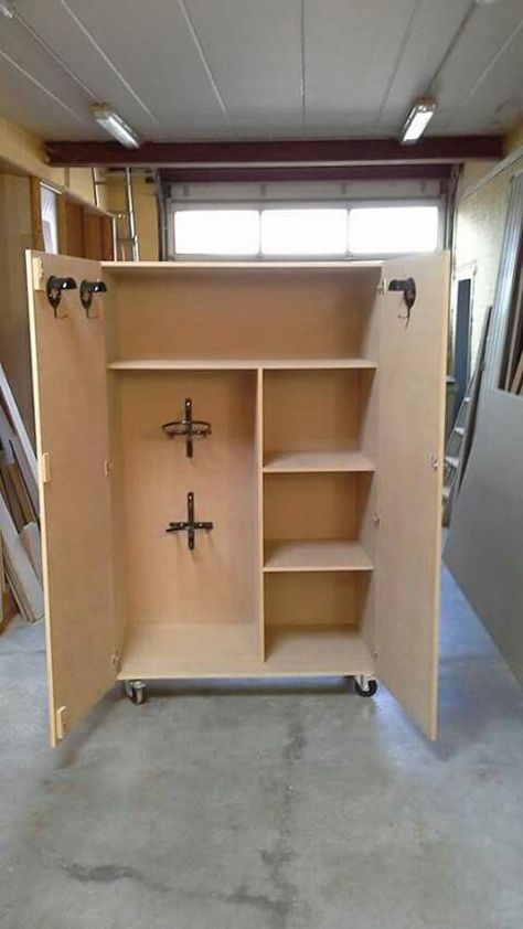 Horse Tack Locker Diy, Horse Tack Locker Organization, Horse Tack Box Ideas, Tack Locker Ideas, Tack Box Organization, Tack Locker Plans, Horse Tack Locker, Diy Tack Locker, Small Tack Room Ideas