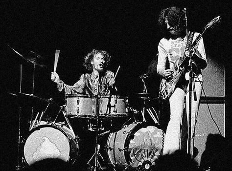 Cream Eric Clapton, Eric Clapton Guitar, Ginger Baker, Jack Bruce, Derek And The Dominos, Keith Moon, 1960s Music, The Yardbirds, Blind Faith