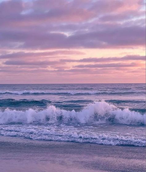 Lavender Beach Aesthetic, Sea Pink Aesthetic, Purple Seashell Aesthetic, Lavender Aesthetic Landscape, Beach Purple Aesthetic, Pastel Ocean Aesthetic, Pink And Lavender Aesthetic, Lavender Sky Aesthetic, Pink And Purple Widget