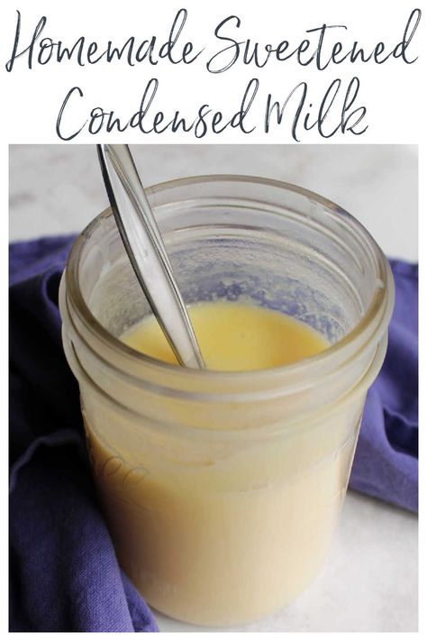 Did you know that you can make homemade sweetened condensed milk in your own kitchen? That's right, it only takes 4 common ingredients to make your own liquid gold! Condensed Milk Substitute, Condensed Milk Recipes Desserts, Milk Recipes Dessert, Homemade Sweetened Condensed Milk, Homemade Condensed Milk, Sweetened Condensed Milk Recipes, Eagle Brand Milk, Goat Milk Recipes, Cooking Substitutions