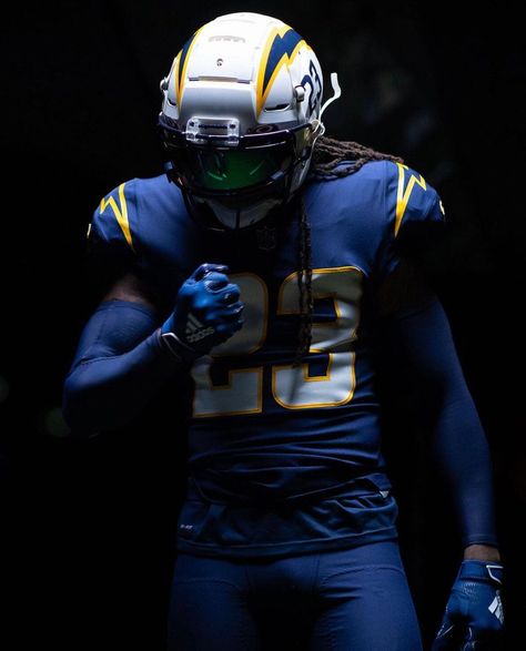 Los Angeles Chargers Navy Color Rush Uniform American Football Uniforms, Nfl Uniforms, Football Drip, Nfl Football Art, Washington Commanders, Color Rush, Football Uniforms, Sports Graphics, Football Art