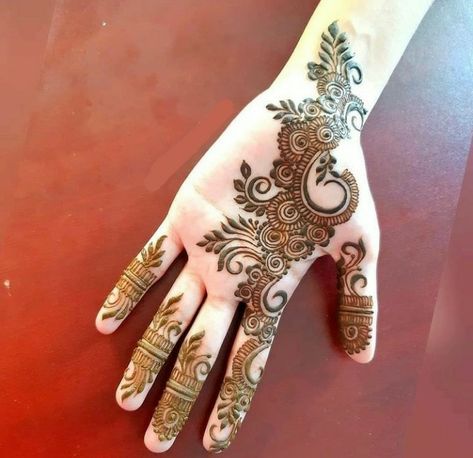 Easy Simple Mehndi Designs, Simple Henna Designs Hand, Simple Mehendi, Latest Arabic Mehndi Designs, Palm Mehndi Design, Simple Mehendi Designs, Finger Henna Designs, Henna Tattoo Designs Hand, Simple Henna Tattoo