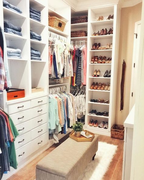 Beach Closet, Bedroom Planner, Diy Walk In Closet, Diy Closet Shelves, Diy Window Seat, Organizing Walk In Closet, Storage Island, Master Closet Design, Custom Floating Shelves