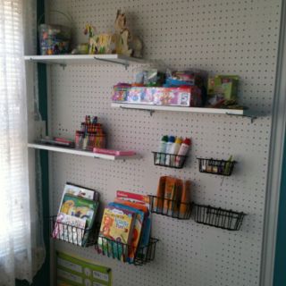 Pegboard...Great idea for back of bookshelf at school! :) Pegboard For Kids, Ikea Kitchen Trolley, Ikea Peg Board, Ikea Kitchen Cart, Basement Craft Rooms, Wall Storage Systems, Toy Display, Shared Room, Space Room