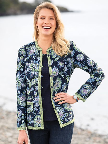 Pattern for (or to make) a quilted reversible jacket? sewing discussion topic @ PatternReview.com Quilted Jacket Pattern, Jacobean Floral, Jacket Sewing, Classic Clothes, Quilt Jacket, Reversible Jacket, Message Boards, Floral Jacket, Classic Women