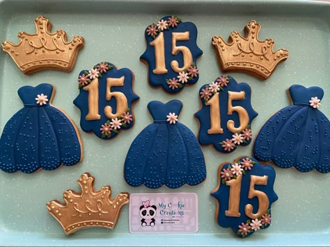 Quinceanera Cookies Ideas, Quince Cookies Ideas, Quinceanera Cookies Decorated, Quinceanera Cookies, Quince Cookies, Sweets Table Ideas, Elegant Cookies, Quince Cake, Cookie Cake Decorations