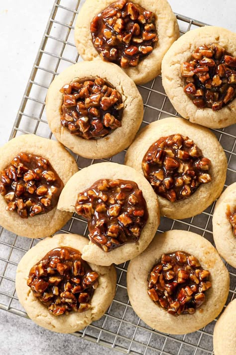 Pecan Pie Cookies - Carlsbad Cravings Peacon Pie Cookies, Pecan Caramel Cookies, Pecan Pie Cookie, Pecan Pie Cookies Recipe, Pie Cookies Recipe, Walnut Roll, Cookies 2023, Thanksgiving Hosting, Maple Pecan Pie