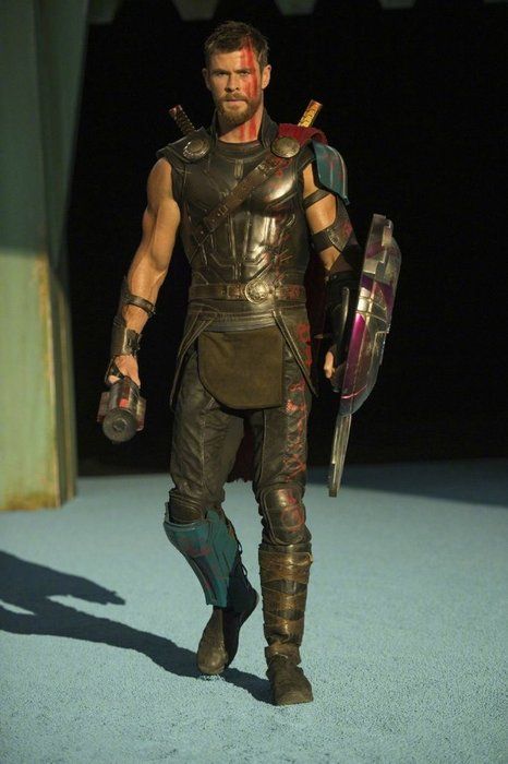 Picture of The Mighty Thor (Gladiator Outfit From Thor: Ragnarok) Thor Ragnarok Costume, Thor Outfit, Thor Ragnarok Movie, Wallpaper Avengers, Thor Ragnarok 2017, Thor Costume, Thor Cosplay, Thor 2, Thor Comic