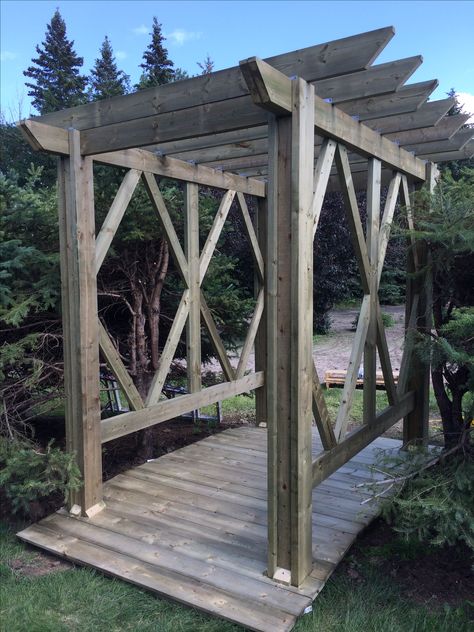 Walking Bridge Over Creek, Garden Bridge Ideas, Garden Bridges, Bridge Ideas, Walking Bridge, Campground Wedding, Creek Bridge, Woodwork Ideas, Garden Vines