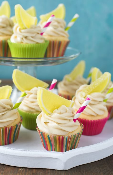 Margarita Cupcakes with Cream Cheese Lime Frosting  #cupcake #frosting #recipe #margarita #shortcut #creamcheese #lime #glutenfree Lime Frosting, Cupcake Store, Frost Cupcakes, Margarita Cupcakes, Boozy Cupcakes, Easy Margarita, Vanilla Cake Mixes, Gourmet Cupcakes, Book Diy