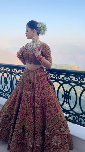 Rust Lehenga Bridal, Copper Lehenga, Wedding Lehengas Bridal, Lengha Design, Maroon Lehenga, Latest Bridal Lehenga Designs, Heavy Lehenga, Bridal Lehenga Designs, Latest Bridal Lehenga